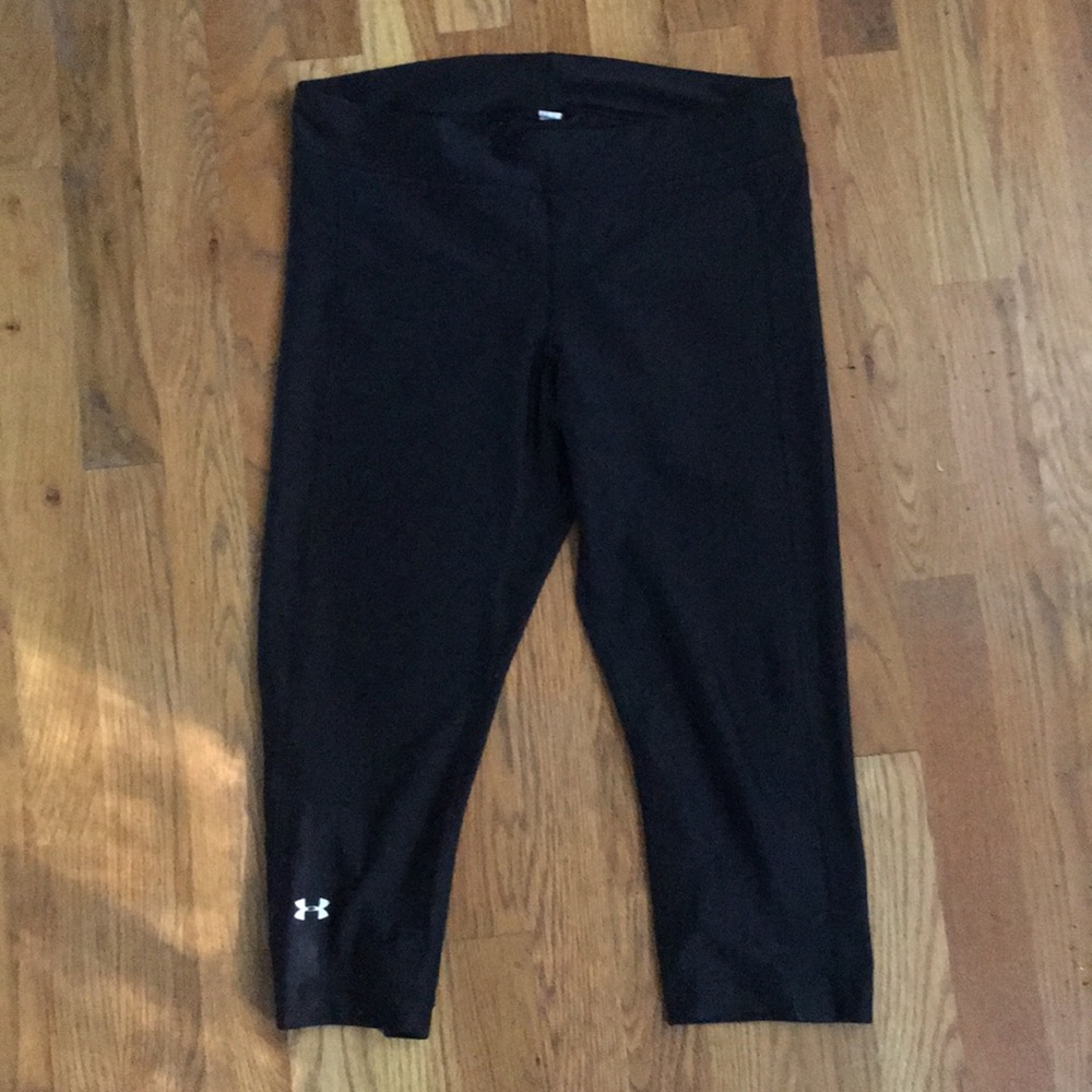 Underarmour Cropped Workout Leggings
